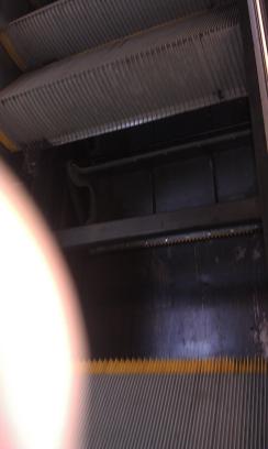 IMAG1085 escalator
